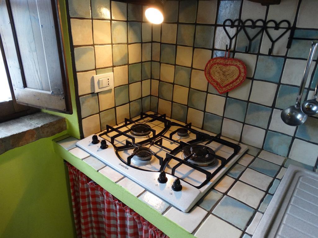 Casale Poggio Colpiccione Apartment Passignano sul Trasimeno Exterior foto