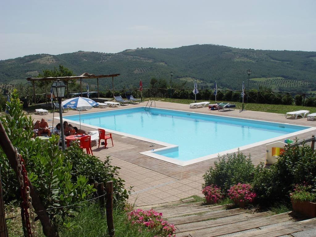 Casale Poggio Colpiccione Apartment Passignano sul Trasimeno Exterior foto