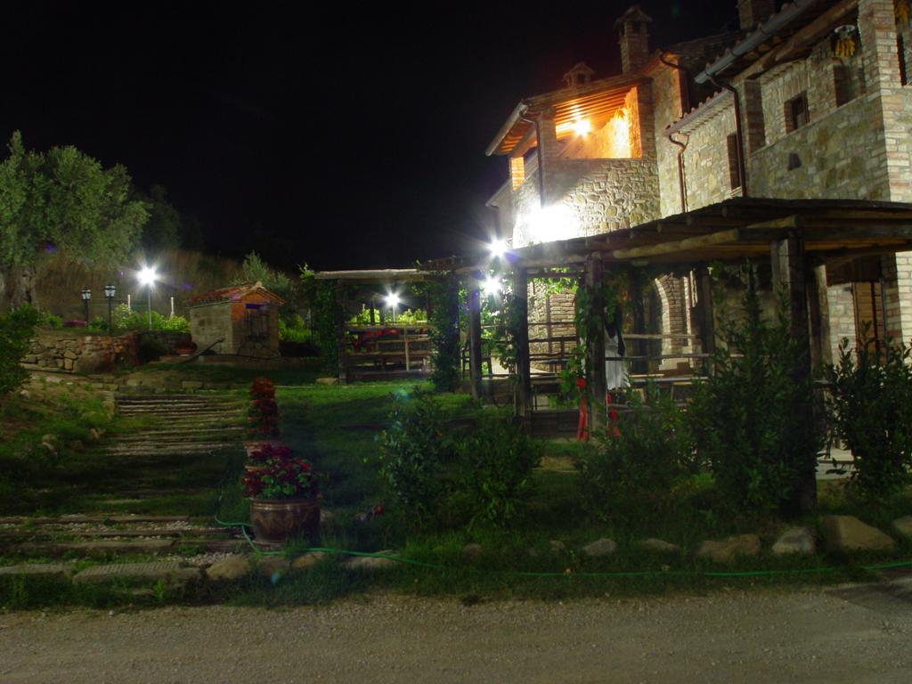 Casale Poggio Colpiccione Apartment Passignano sul Trasimeno Exterior foto