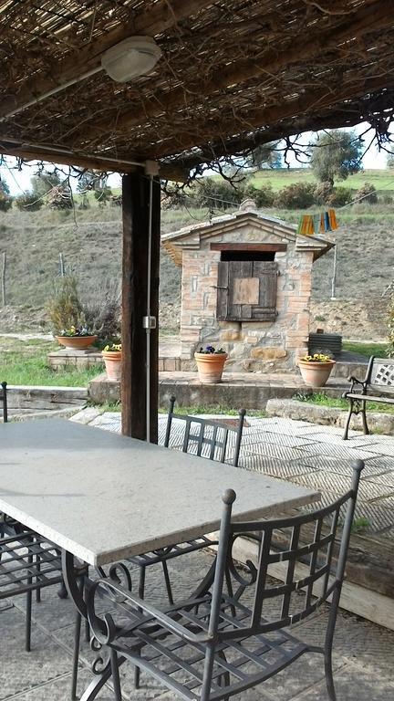 Casale Poggio Colpiccione Apartment Passignano sul Trasimeno Exterior foto
