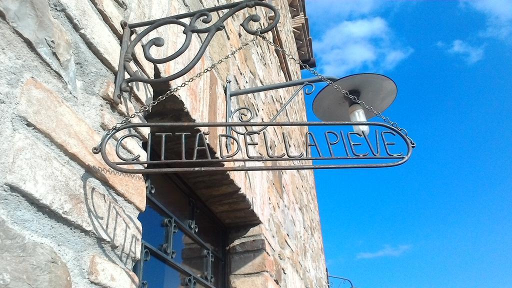 Casale Poggio Colpiccione Apartment Passignano sul Trasimeno Exterior foto