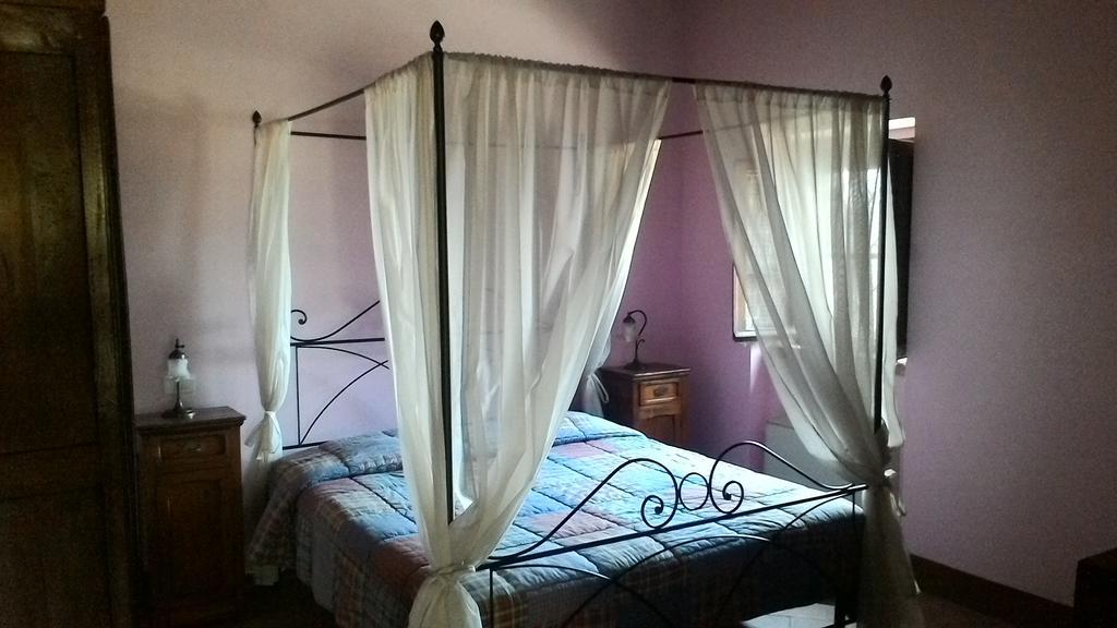 Casale Poggio Colpiccione Apartment Passignano sul Trasimeno Exterior foto